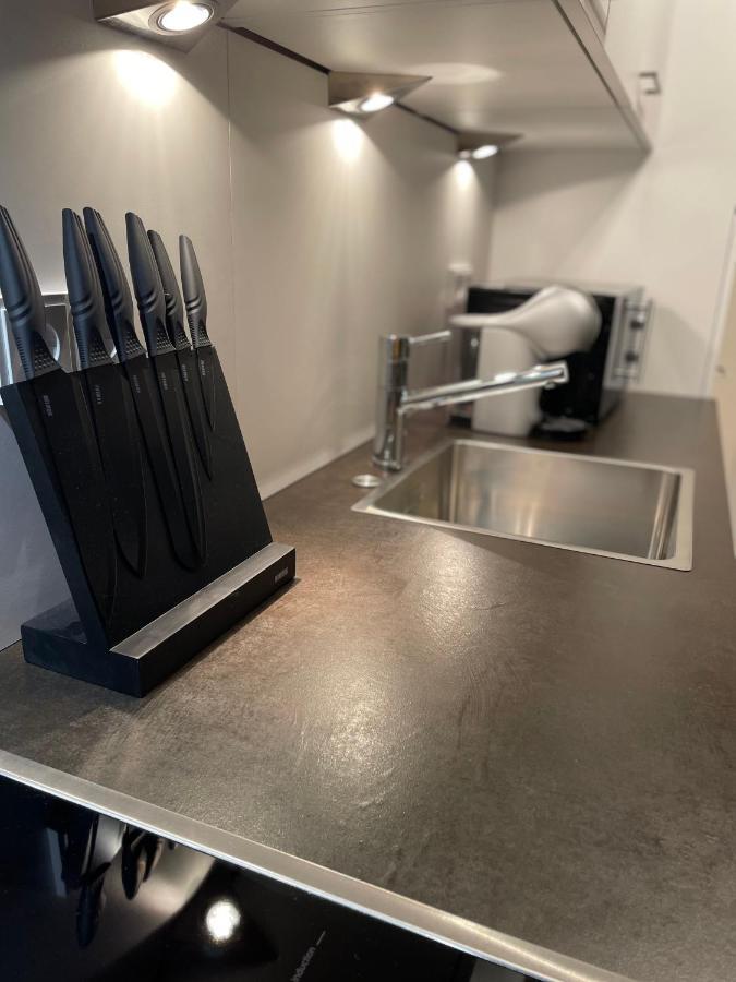 Apartment Im Gehobenen Stadtviertel - Perfekt Fuer Selbstversorger Άαλεν Εξωτερικό φωτογραφία